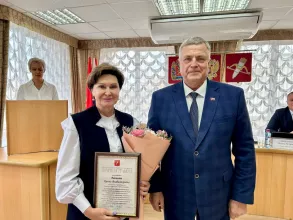 Сергей Никитин лично вручил награды ачинцам, внёсшим значительный вклад в развитие местного самоуправления