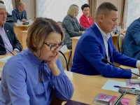 Парламентарии утвердили восемь вопросов повестки очередной 49-й сессии Ачинского городского Совета депутатов шестого созыва.